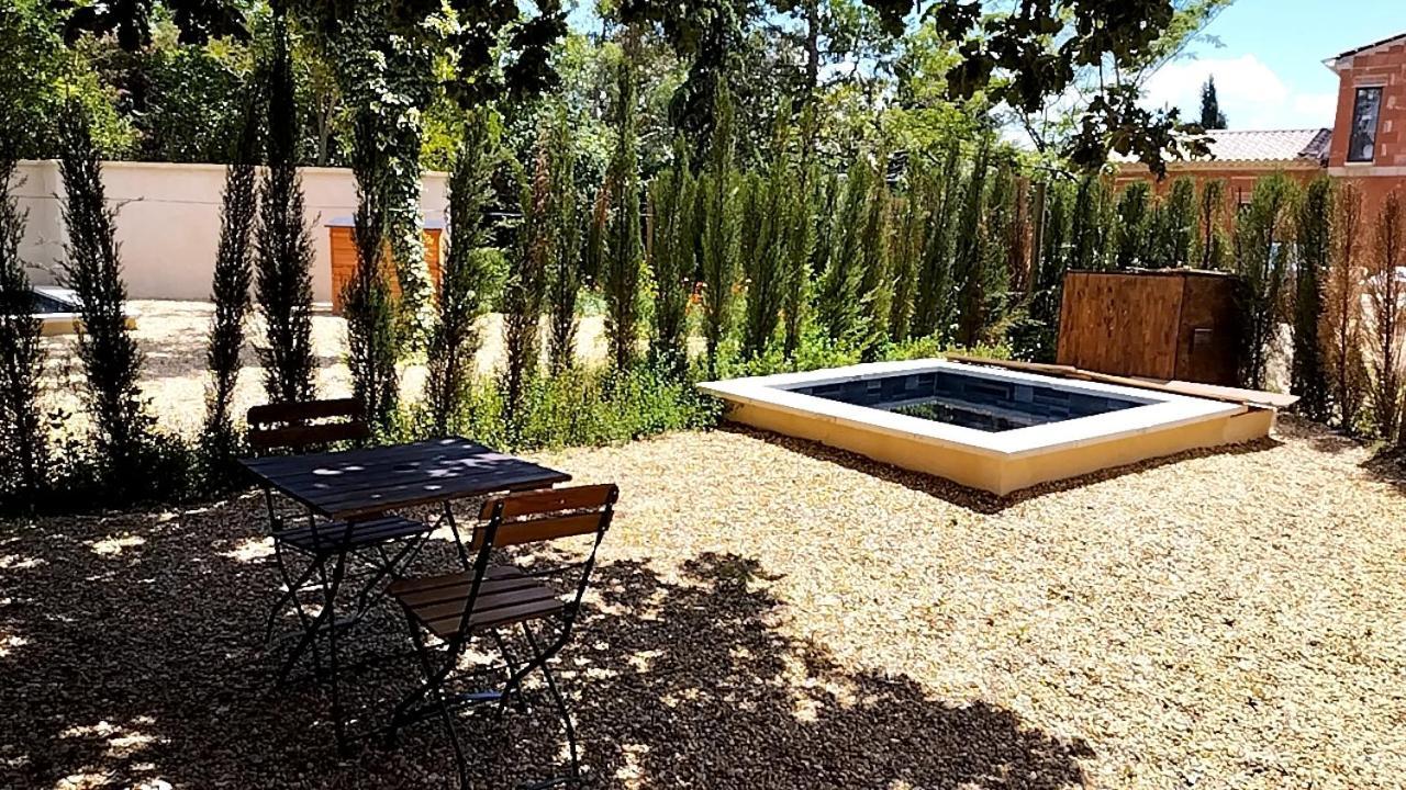 La Perle De Gordes Apartment Bagian luar foto
